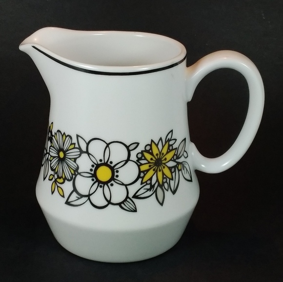 Noritake Other - Noritake Progression TRESSA Creamer White Yellow Black Flowers 9029